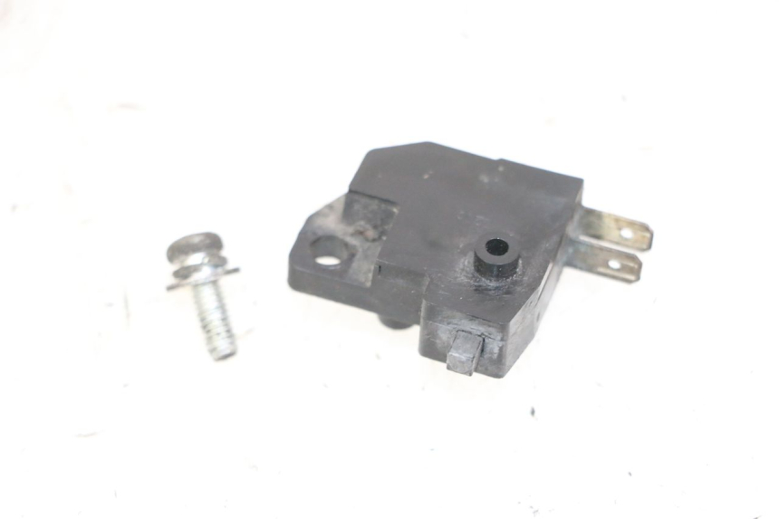 photo de INTERRUTTORE STOP DESTRO SUZUKI BURGMAN 125 (2007 - 2014)