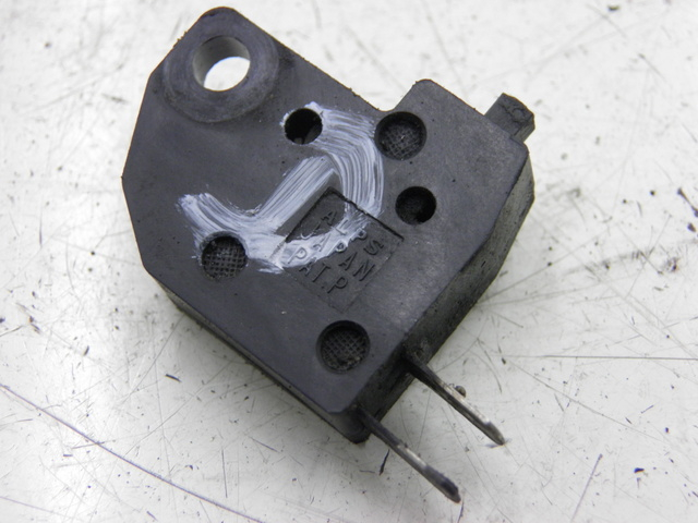 photo de Interruttore stop destro SUZUKI SV S 650 (1999 - 2002)