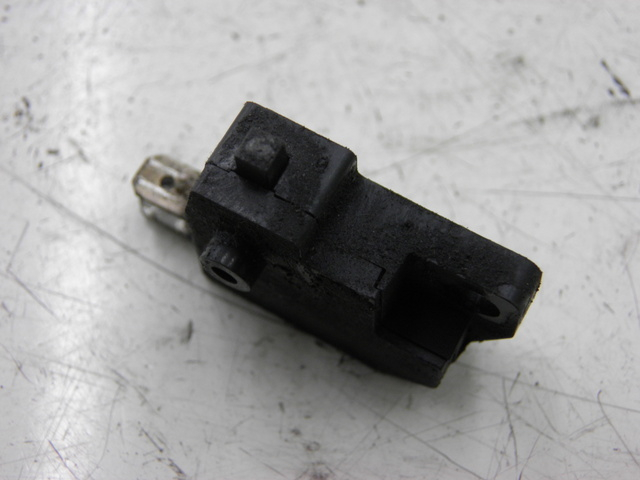 photo de Interruttore stop destro SUZUKI SV S 650 (1999 - 2002)