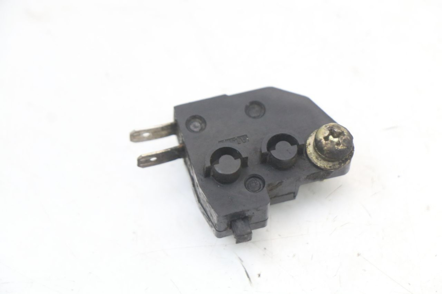 photo de INTERRUTTORE STOP DESTRA SUZUKI VL INTRUDER 125 (2004 - 2007)