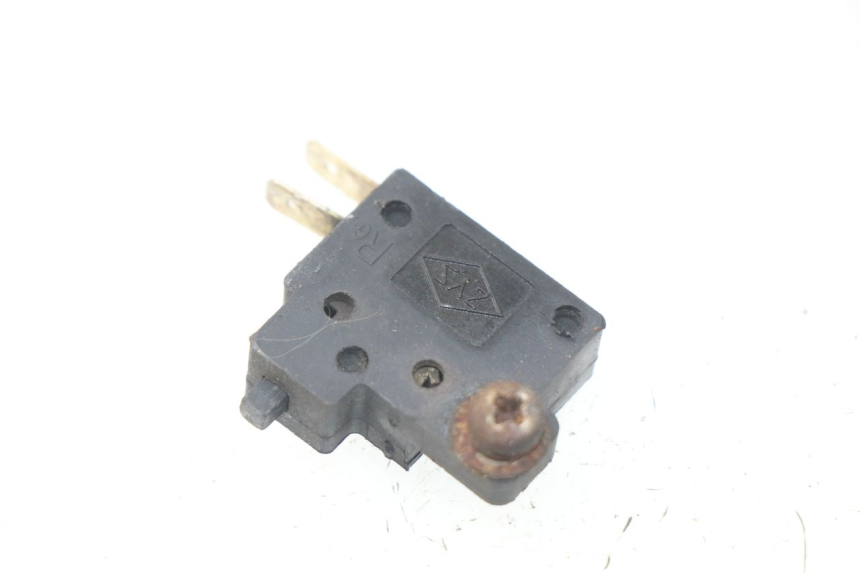 photo de Interruttore stop freno destro SYM GTS EFI ABS 125 (2012 - 2016)