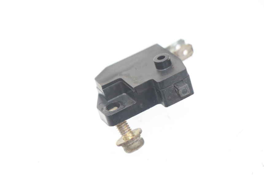photo de CONTATTORE STOP LUCE DESTRO SUZUKI UC EPICURO 125 (1999 - 2003)