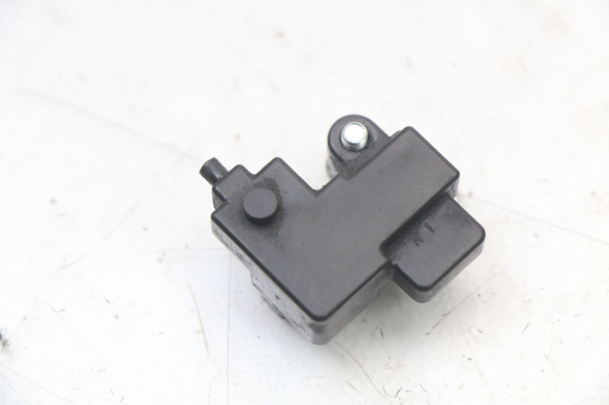 photo de INTERRUTTORE STOP DESTRO YAMAHA FJR ABS 1300 (2006 - 2012)