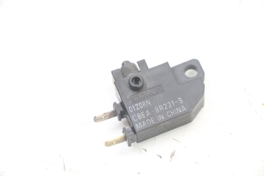 photo de INTERRUTTORE STOP DESTRA YAMAHA TRACER 7 700 (2020 - 2024)