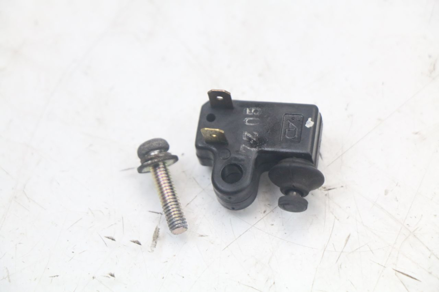 photo de CONTACTORE STOP DESTRO YAMAHA XMAX X-MAX 125 (2006 - 2009)