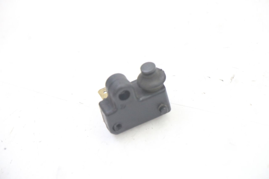 photo de INTERRUTTORE STOP FRENO DESTRO YAMAHA YP X-MAX XMAX 400 (2014 - 2017)