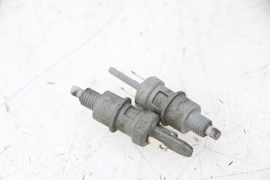 photo de INTERRUTTORE STOP PEUGEOT ELYSTAR 50 (2002 - 2014)