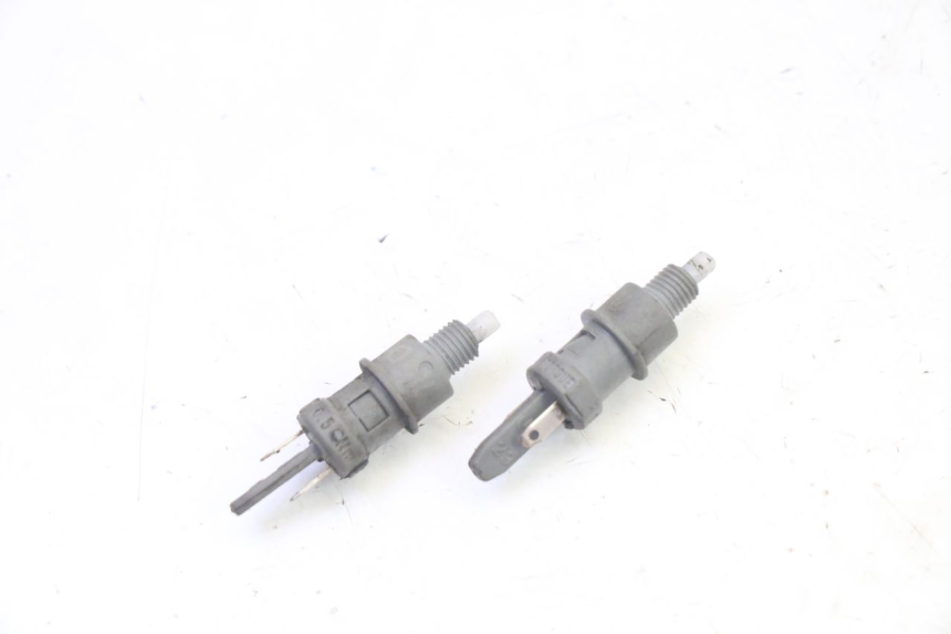 photo de INTERRUTTORE STOP PEUGEOT ELYSTAR 50 (2002 - 2014)