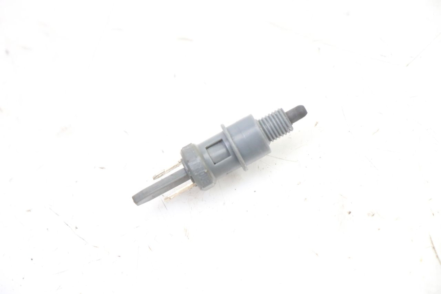 photo de INTERRUTTORE STOP SINISTRA PEUGEOT KISBEE 2T 50 (2010 - 2017)