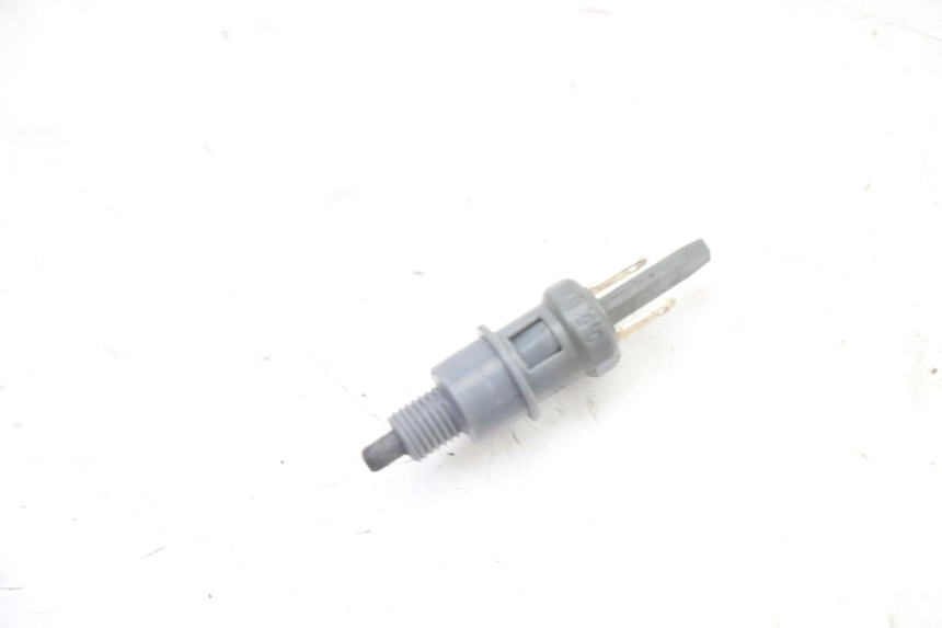 photo de INTERRUTTORE STOP SINISTRA PEUGEOT KISBEE 2T 50 (2010 - 2017)