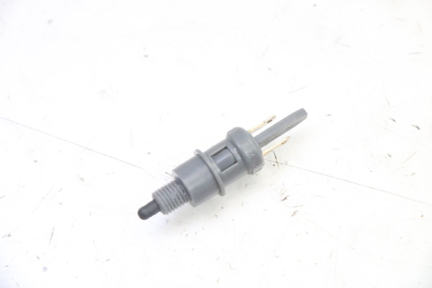 photo de INTERRUTTORE STOP SINISTRA PEUGEOT KISBEE 4T 50 (2018 - 2022)
