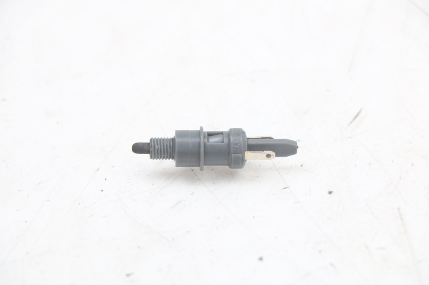 photo de INTERRUTTORE STOP SINISTRA PEUGEOT KISBEE 2T 50 (2010 - 2017)