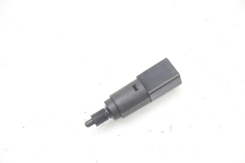 photo de INTERRUTTORE STOP SINISTRA GILERA RUNNER SP 50 (2006 - 2008)