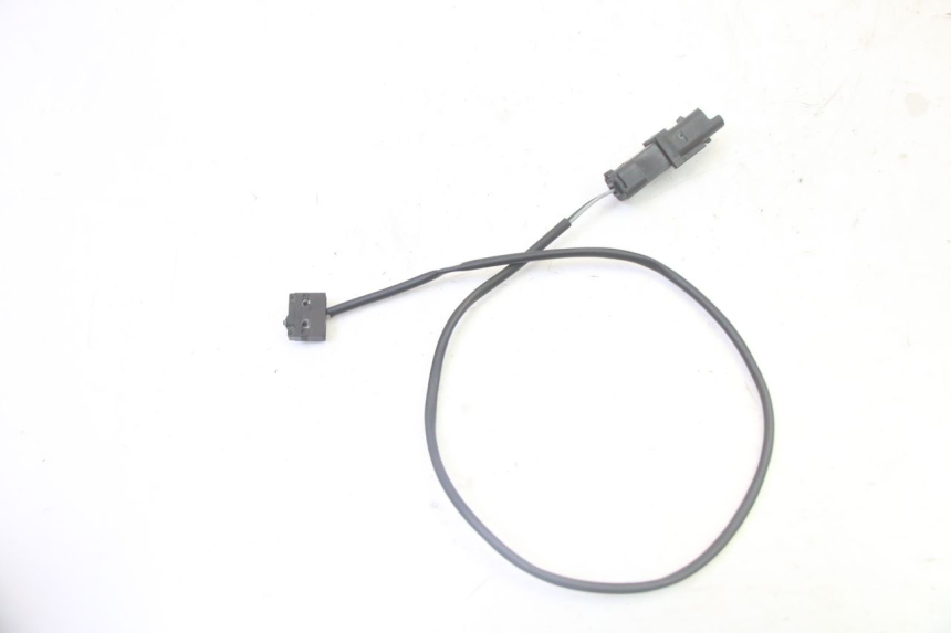 photo de INTERRUTTORE STOP SINISTRO PEUGEOT SATELIS 125 (2006 - 2009)