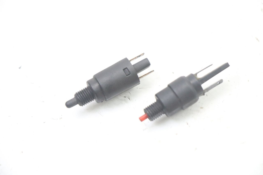 photo de INTERRUTTORE STOP GILERA NEXUS 300 (2008 - 2013)