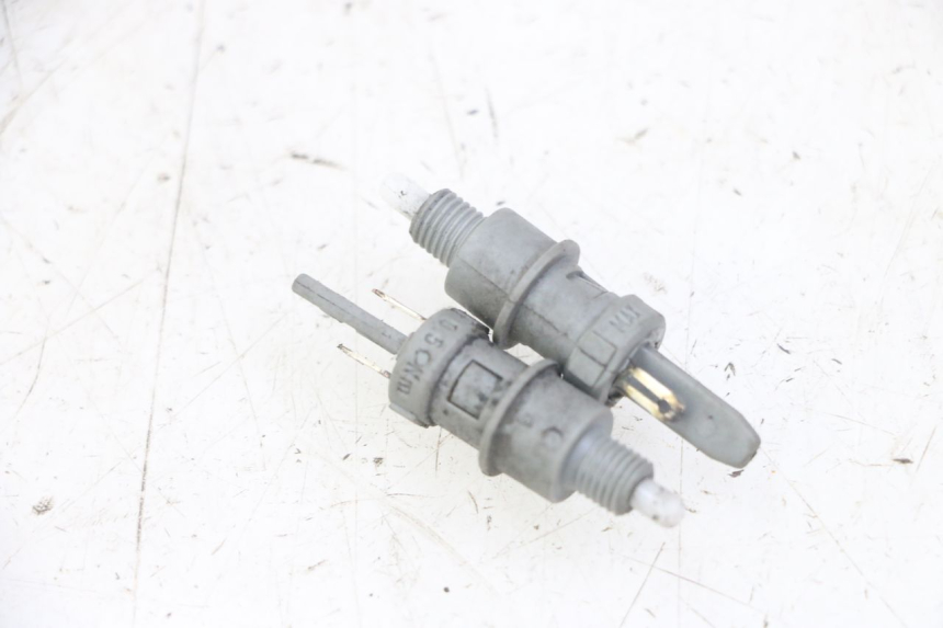 photo de Interruttore stop freno PEUGEOT JET FORCE CARBU 50 (2003 - 2016)