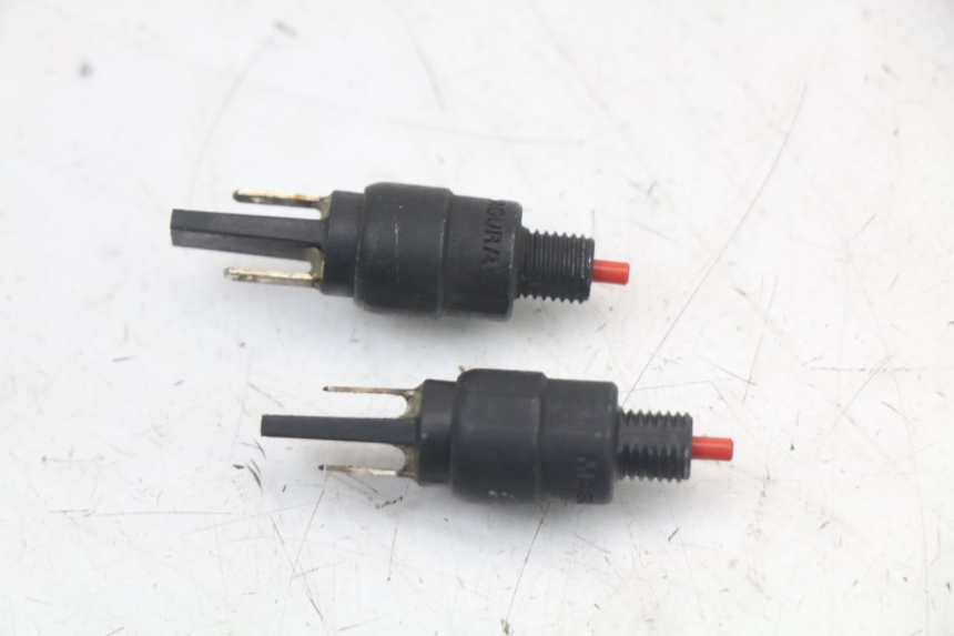 photo de INTERRUTTORE STOP PIAGGIO MP3 HPE 350 (2018 - 2020)