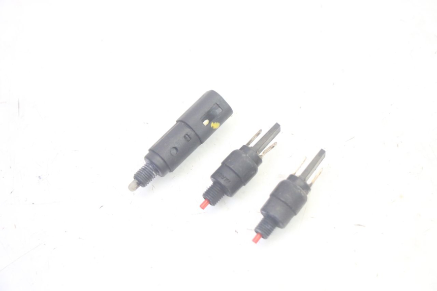 photo de INTERRUTTORE STOP PIAGGIO MP3 HPE 350 (2018 - 2020) - Vista principale