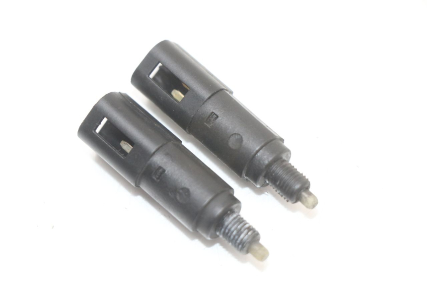 photo de INTERRUTTORE STOP PIAGGIO MP3 125 (2006 - 2014)