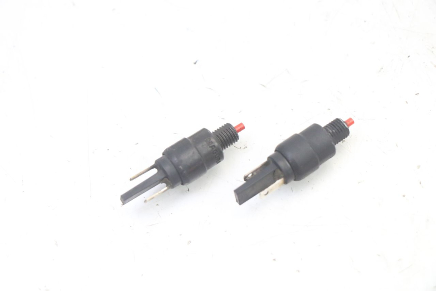 photo de INTERRUTTORE STOP PIAGGIO MP3 500 (2011 - 2015)