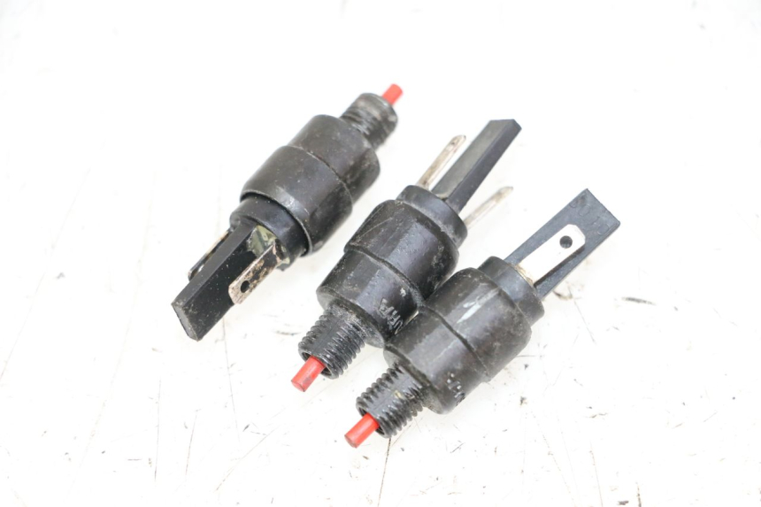 photo de INTERRUTTORE STOP PIAGGIO MP3 500 (2011 - 2015)