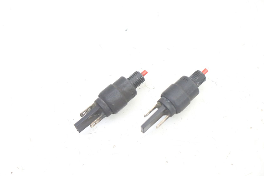 photo de INTERRUTTORE STOP PIAGGIO NRG POWER PUREJET 50 (2018 - 2021)