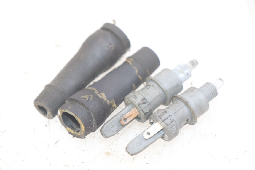 photo de INTERRUTTORE STOP PEUGEOT CITYSTAR 2T 50 (2018 - 2021)