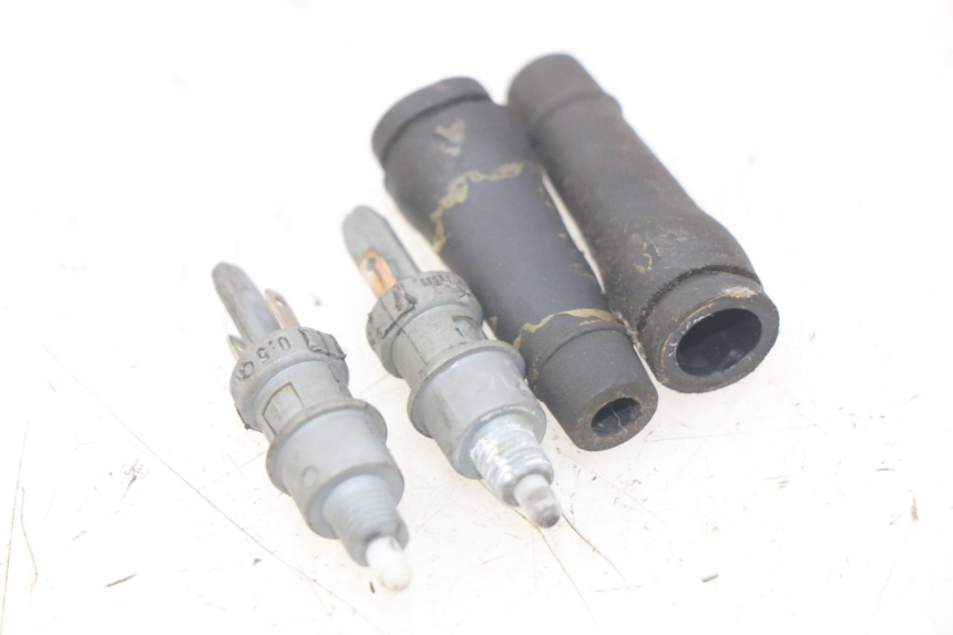 photo de INTERRUTTORE STOP PEUGEOT CITYSTAR 2T 50 (2018 - 2021)