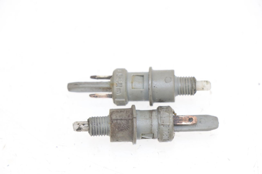 photo de INTERRUTTORE STOP PEUGEOT LUDIX 50 (2005 - 2007)