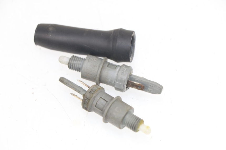 photo de INTERRUTTORE STOP PEUGEOT LUDIX 50 (2005 - 2007)