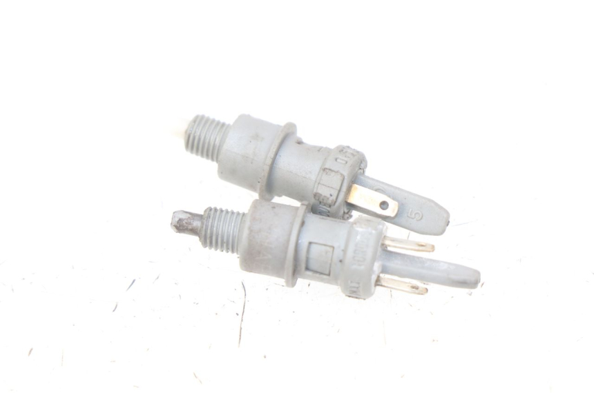photo de INTERRUTTORE STOP PEUGEOT LUDIX 50 (2008 - 2017)