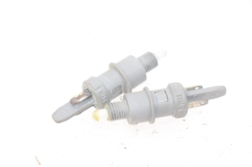 photo de INTERRUTTORE STOP PEUGEOT LUDIX 50 (2005 - 2007)