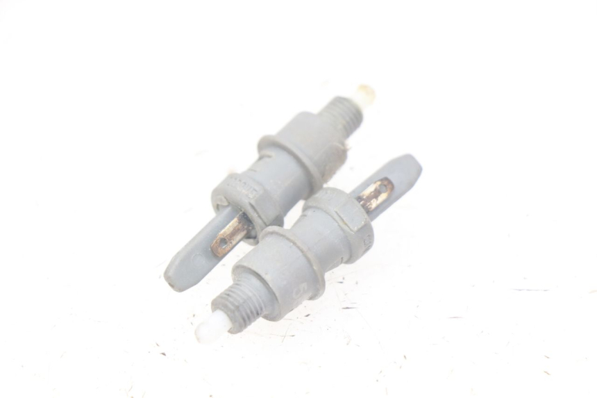 photo de INTERRUTTORE STOP PEUGEOT LUDIX 50 (2005 - 2007)
