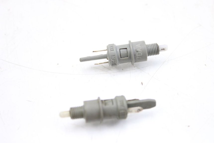 photo de INTERRUTTORE STOP PEUGEOT LUDIX 50 (2008 - 2017)