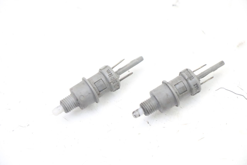 photo de INTERRUTTORE STOP PEUGEOT TKR TREKKER FURIOUS 50 (2005 - 2014)