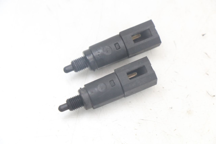 photo de INTERRUTTORE STOP PIAGGIO LIBERTY 125 (2009 - 2013)