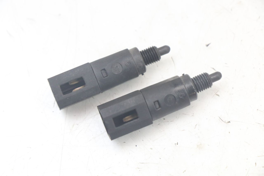 photo de INTERRUTTORE STOP PIAGGIO LIBERTY 125 (2009 - 2013)