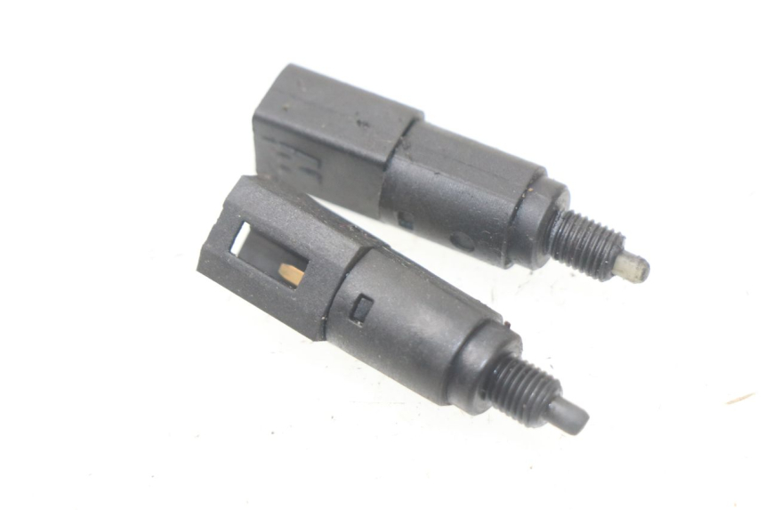 photo de INTERRUTTORE STOP PIAGGIO LIBERTY 4T 50 (2004 - 2008)