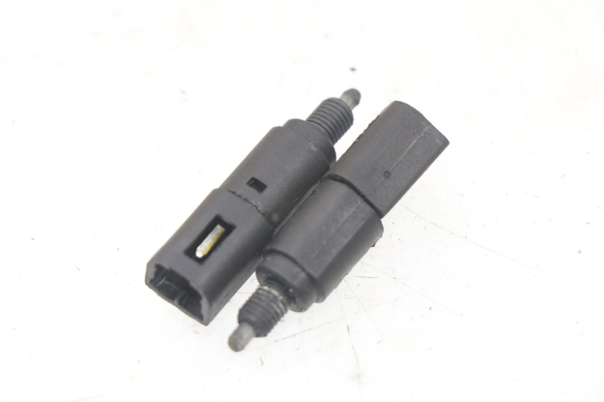 photo de Interruttore stop PIAGGIO LIBERTY 4T 50 (2009 - 2015)