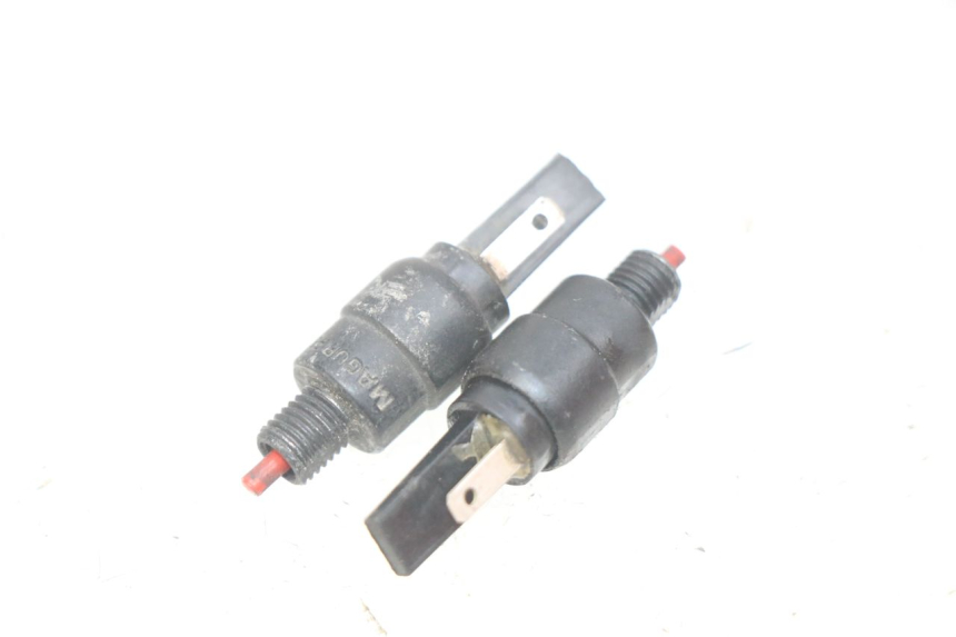 photo de INTERRUTTORE STOP PIAGGIO VESPA PRIMAVERA 2T 50 (2013 - 2018)