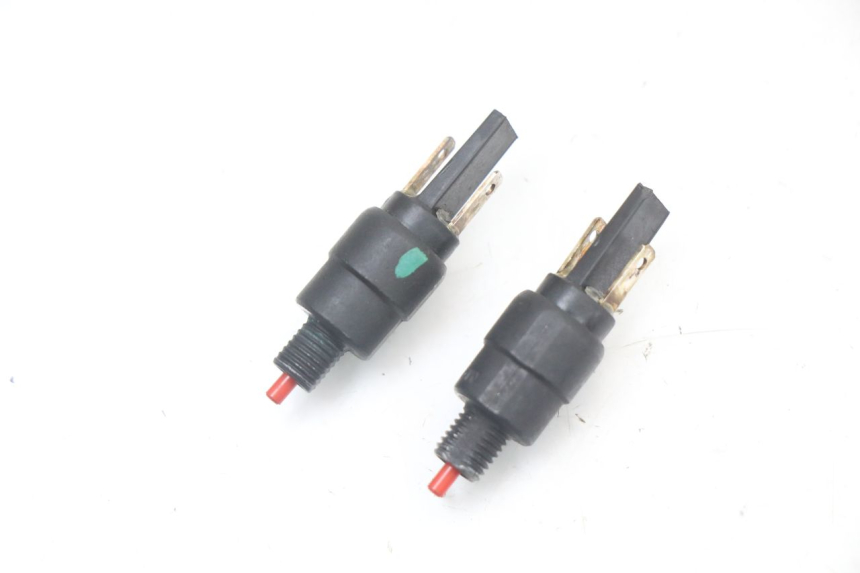 photo de INTERRUTTORE STOP PIAGGIO VESPA PRIMAVERA 4T 50 (2021 - 2024)