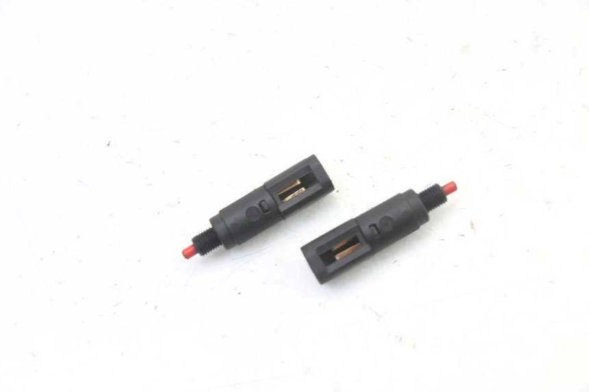 photo de INTERRUTTORE STOP GILERA RUNNER SL 50 (2006 - 2009)