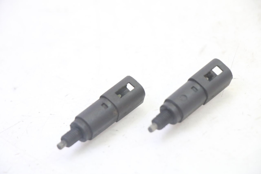 photo de INTERRUTTORE STOP GILERA RUNNER SP 50 (2009 - 2017)