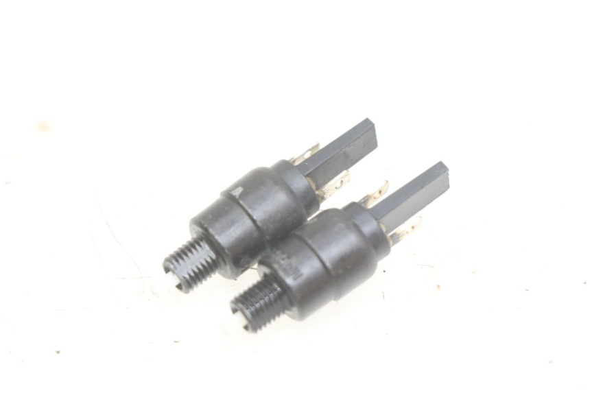 photo de INTERRUTTORE STOP APRILIA SCARABEO LIGHT 125 (2007 - 2011)