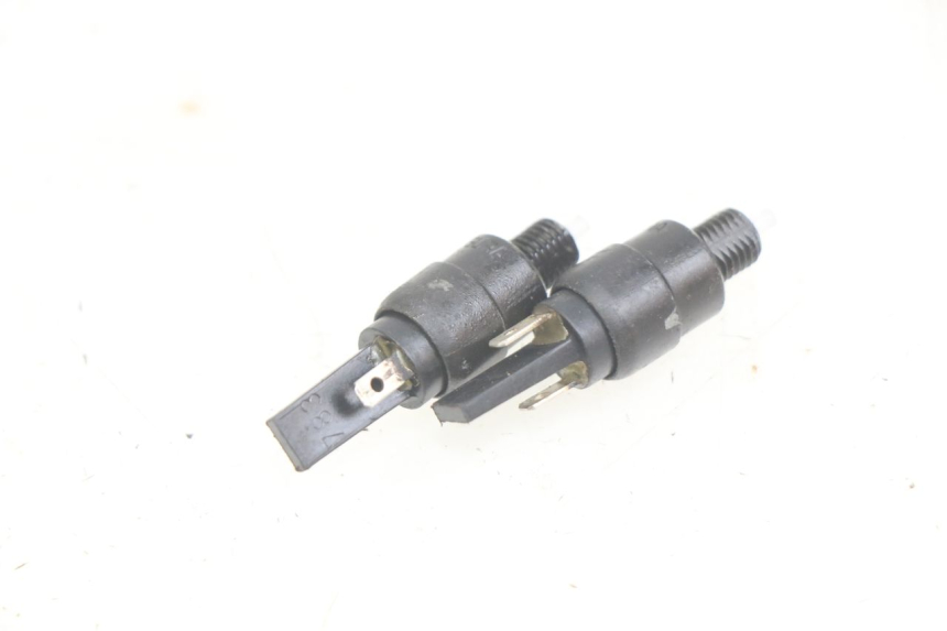 photo de INTERRUTTORE STOP APRILIA SCARABEO LIGHT 125 (2007 - 2011)