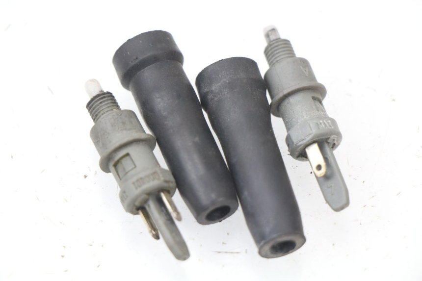 photo de Interruttore Stop PEUGEOT SPEEDFIGHT 2 AC 50 (2000 - 2009)