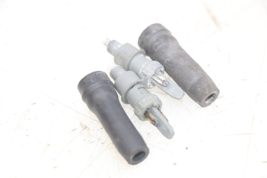 photo de INTERRUTTORE STOP PEUGEOT TREKKER 50 (1998 - 2004)