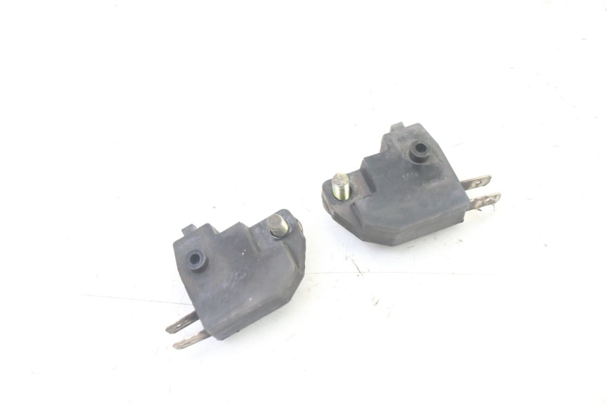 photo de INTERRUTTORE STOP SUZUKI UH BURGMAN 125 (2002 - 2006)