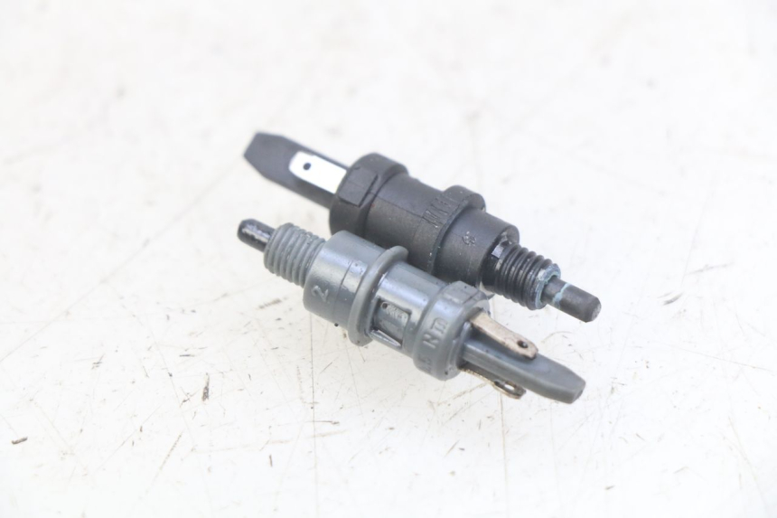 photo de INTERRUTTORE STOP PEUGEOT VIVACITY NEW 2T 50 (2008 - 2017)