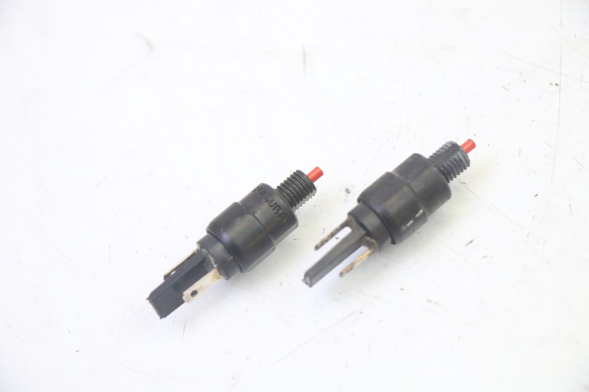 photo de INTERRUTTORE STOP PIAGGIO XEVO - X EVO 125 (2007 - 2016)